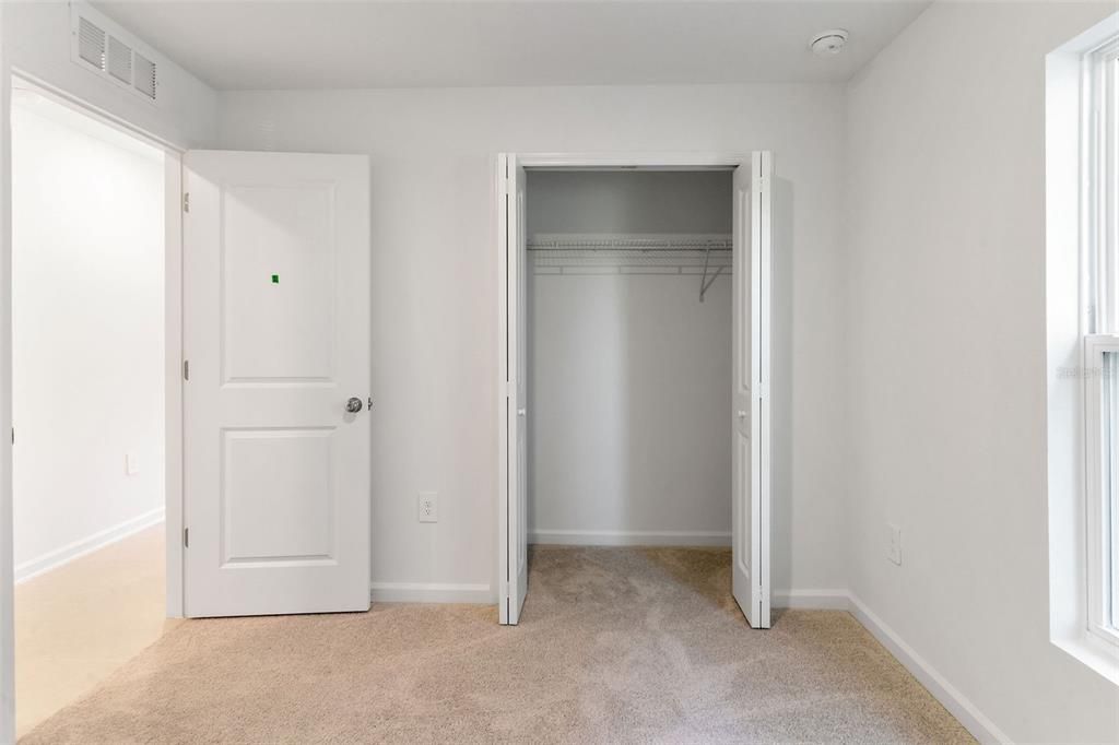 En Renta: $2,300 (4 camas, 2 baños, 2109 Pies cuadrados)