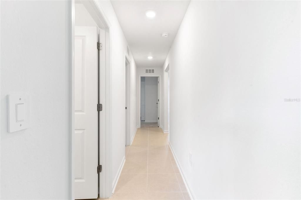 En Renta: $2,300 (4 camas, 2 baños, 2109 Pies cuadrados)