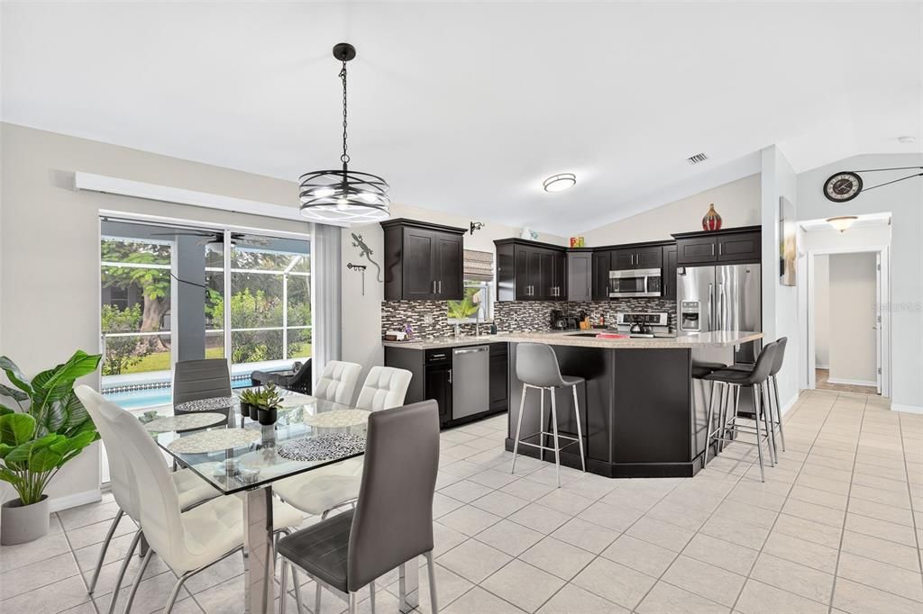 For Sale: $434,900 (3 beds, 2 baths, 1394 Square Feet)