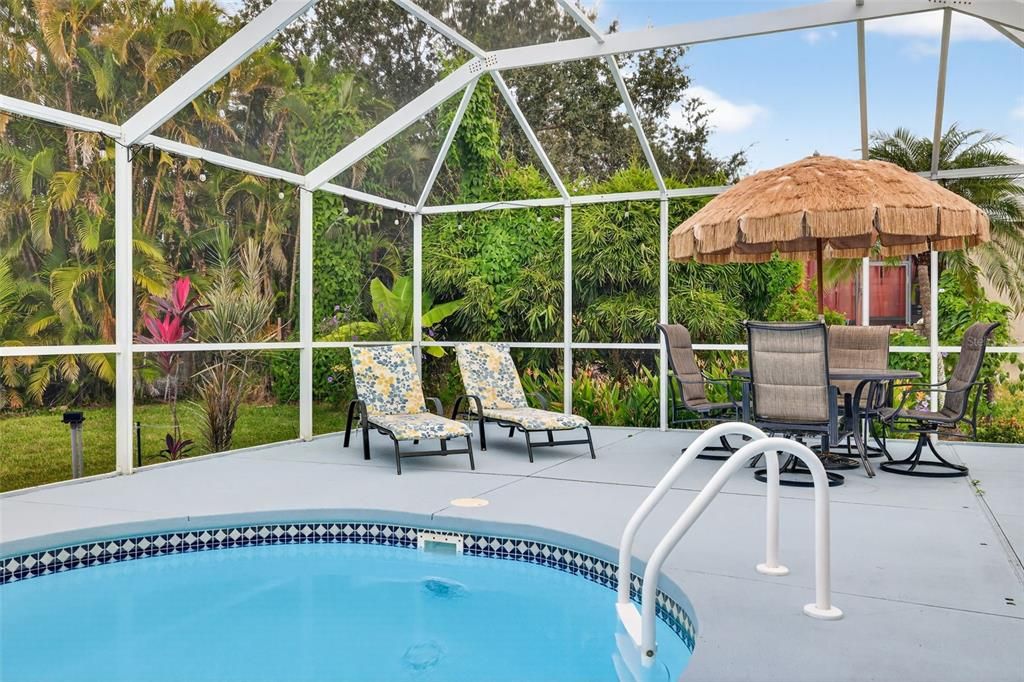 For Sale: $434,900 (3 beds, 2 baths, 1394 Square Feet)