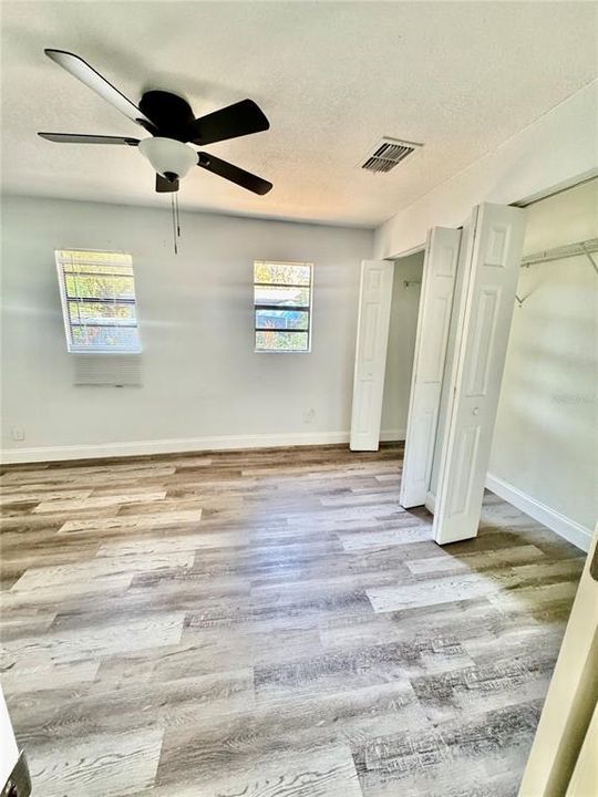 For Sale: $299,000 (3 beds, 2 baths, 803 Square Feet)