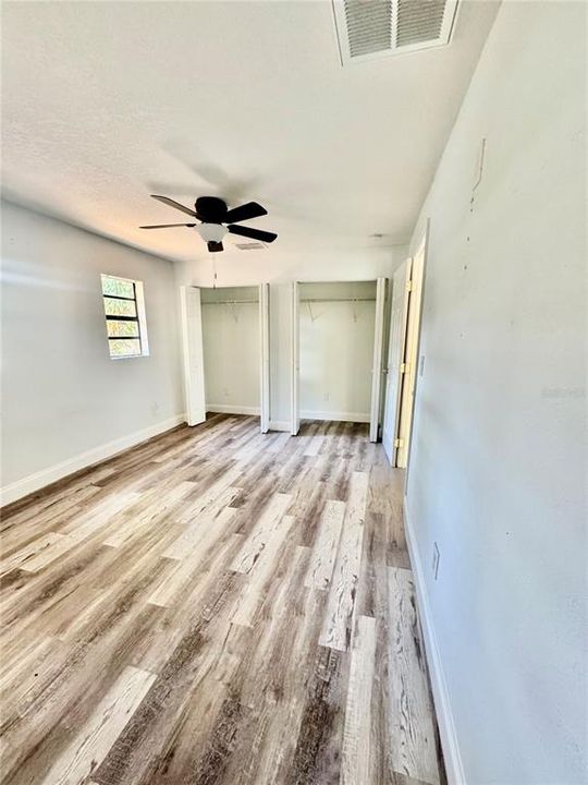 For Sale: $299,000 (3 beds, 2 baths, 803 Square Feet)