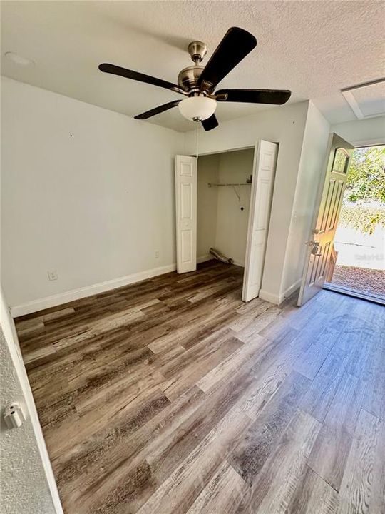 For Sale: $299,000 (3 beds, 2 baths, 803 Square Feet)