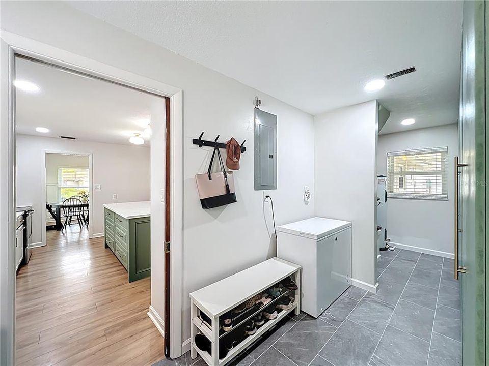 En Venta: $485,000 (3 camas, 2 baños, 1718 Pies cuadrados)