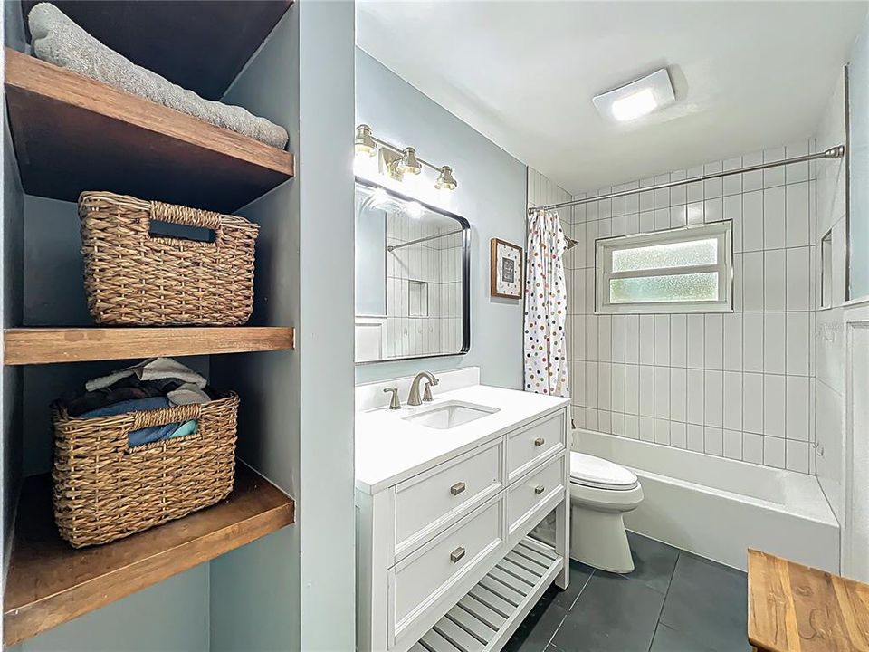 En Venta: $485,000 (3 camas, 2 baños, 1718 Pies cuadrados)