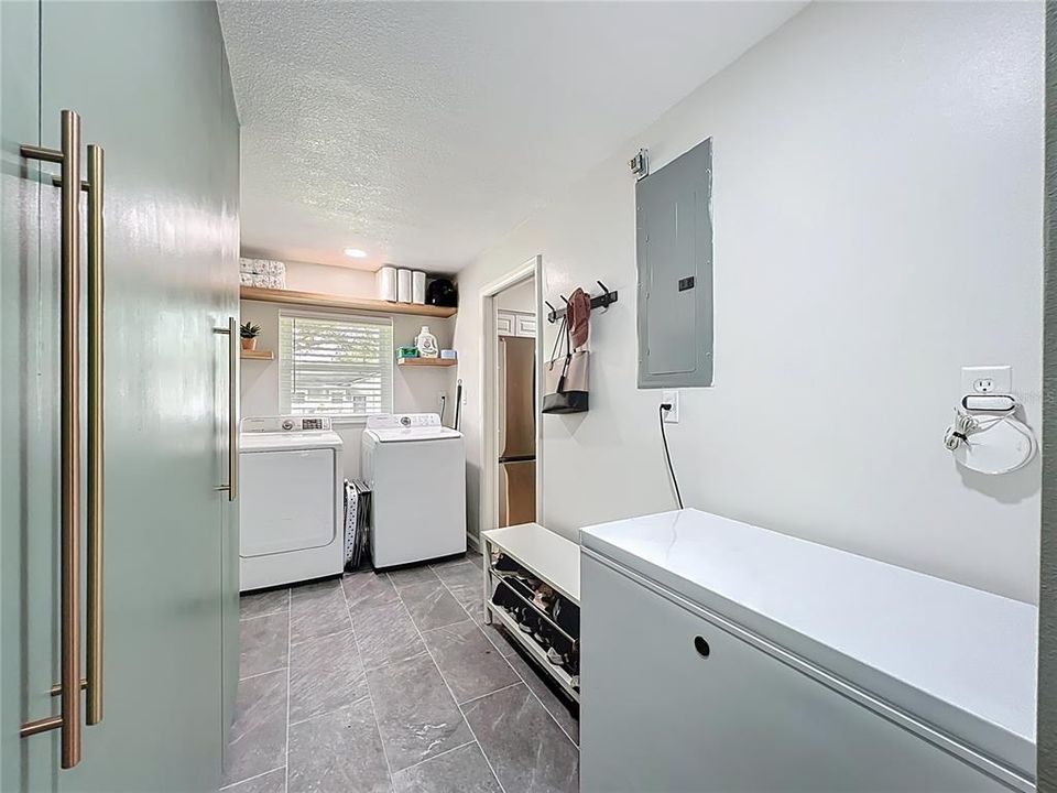 En Venta: $485,000 (3 camas, 2 baños, 1718 Pies cuadrados)