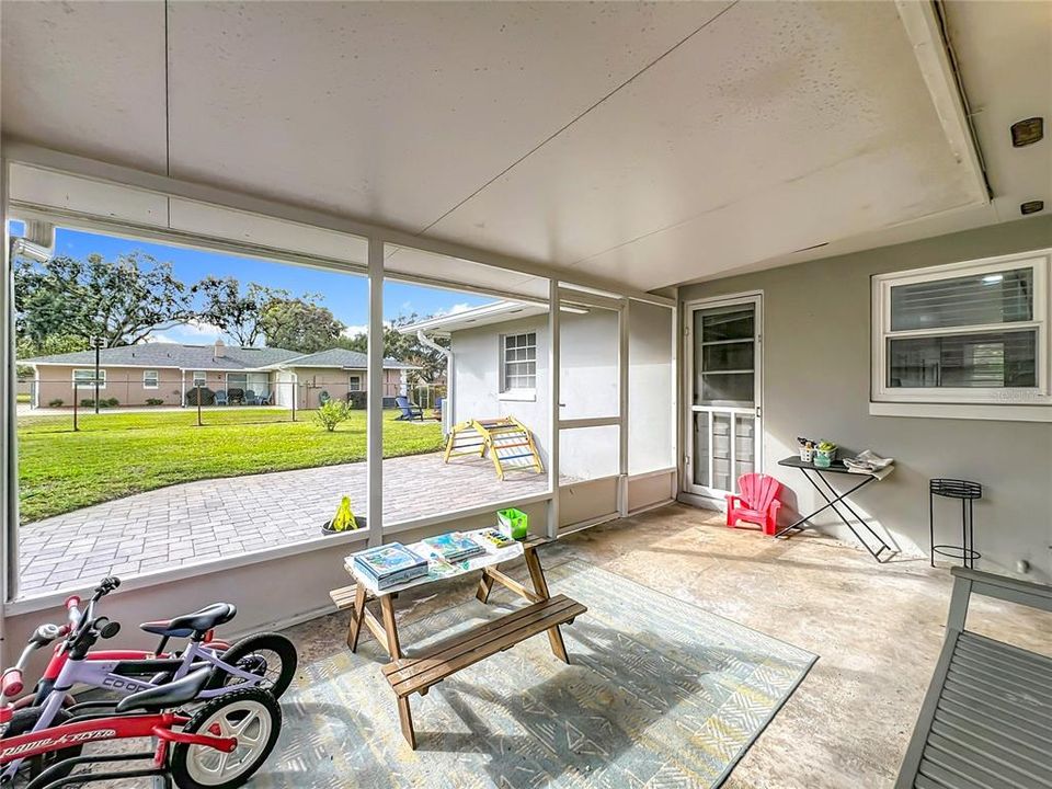 En Venta: $485,000 (3 camas, 2 baños, 1718 Pies cuadrados)