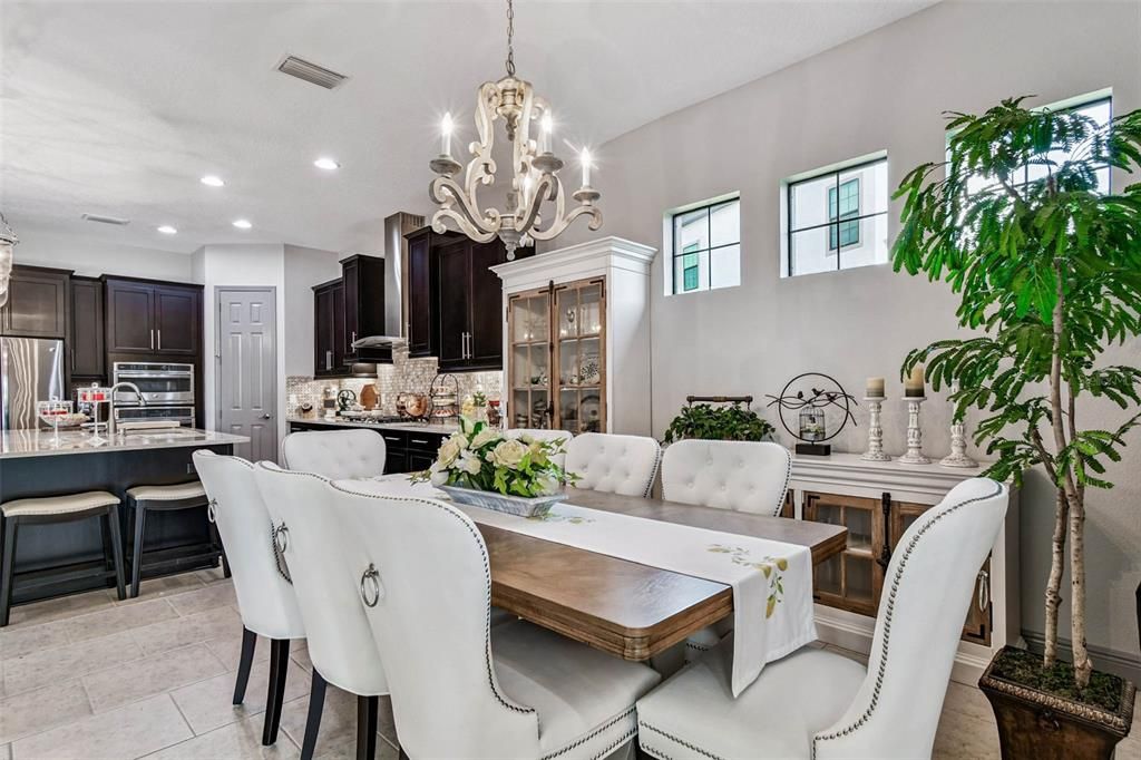 For Sale: $1,395,000 (2 beds, 3 baths, 2625 Square Feet)