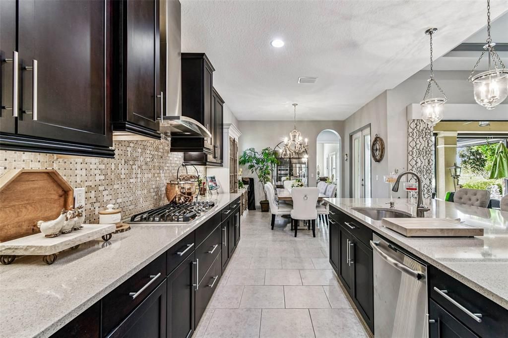 For Sale: $1,395,000 (2 beds, 3 baths, 2625 Square Feet)