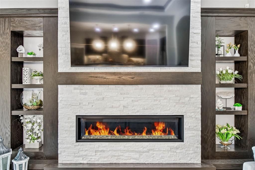 For Sale: $1,395,000 (2 beds, 3 baths, 2625 Square Feet)