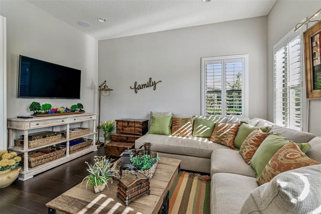 For Sale: $1,395,000 (2 beds, 3 baths, 2625 Square Feet)