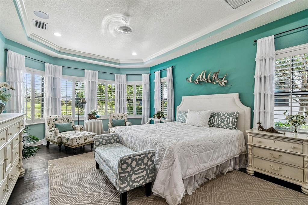 For Sale: $1,395,000 (2 beds, 3 baths, 2625 Square Feet)