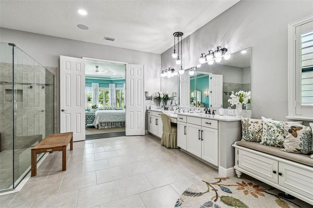 For Sale: $1,395,000 (2 beds, 3 baths, 2625 Square Feet)