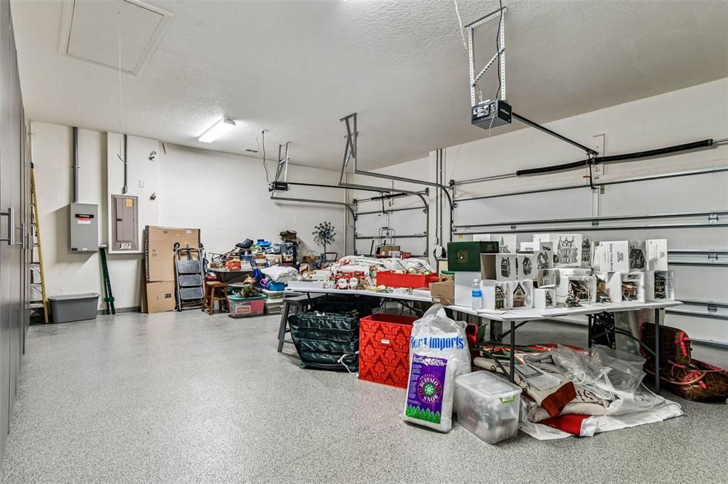 For Sale: $1,395,000 (2 beds, 3 baths, 2625 Square Feet)