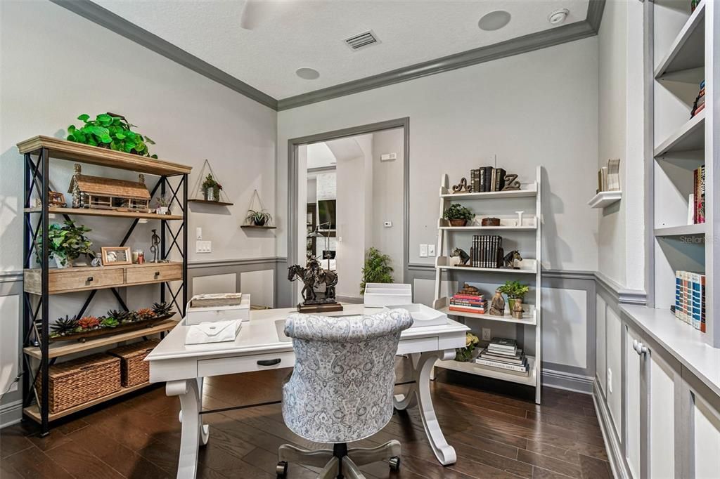 For Sale: $1,395,000 (2 beds, 3 baths, 2625 Square Feet)