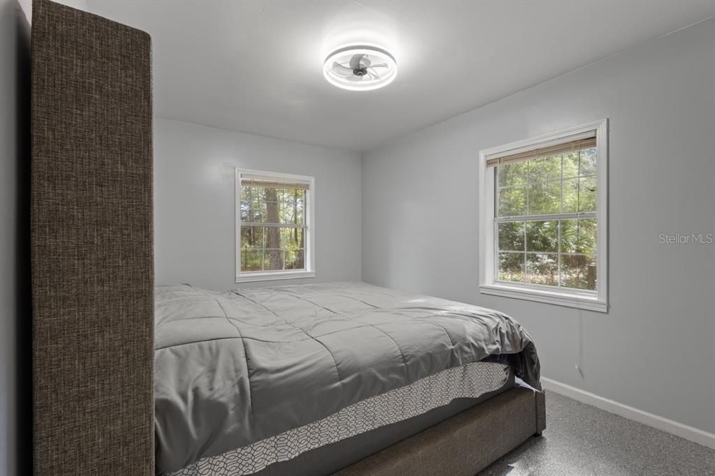 На продажу: $178,000 (2 спален, 2 ванн, 992 Квадратных фут)