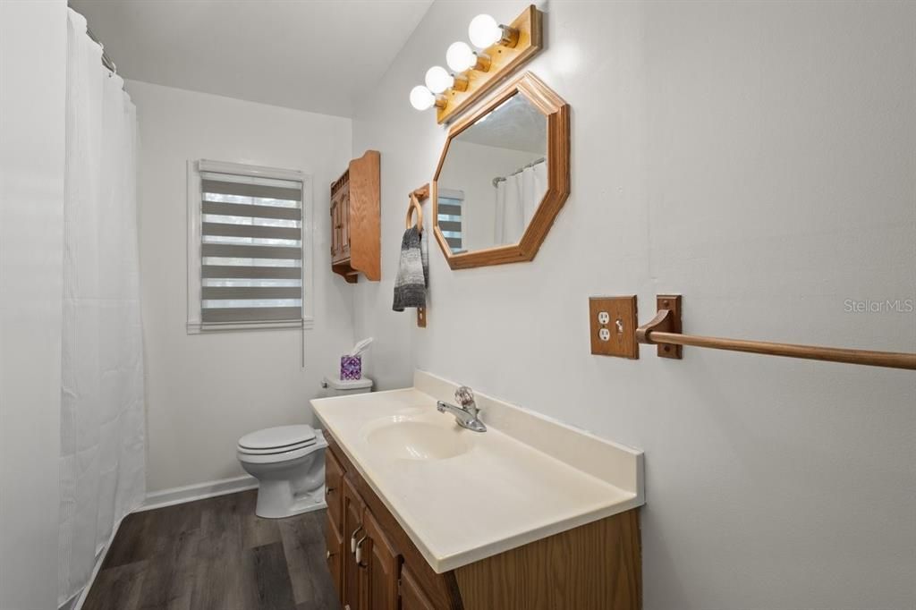 На продажу: $178,000 (2 спален, 2 ванн, 992 Квадратных фут)