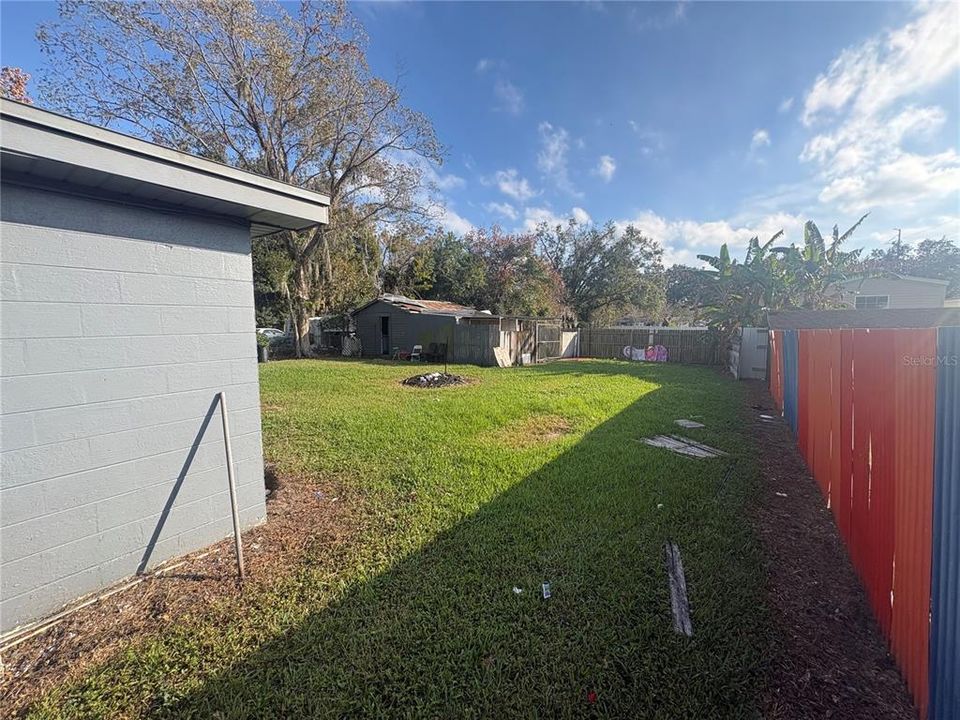 En Venta: $177,000 (5 camas, 2 baños, 1737 Pies cuadrados)