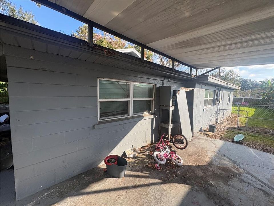 En Venta: $177,000 (5 camas, 2 baños, 1737 Pies cuadrados)