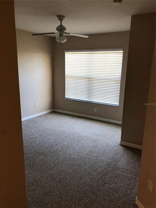 出租: $1,850 (3 贝兹, 2 浴室, 1296 平方英尺)