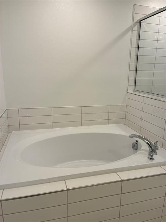 En Renta: $2,300 (3 camas, 2 baños, 1801 Pies cuadrados)