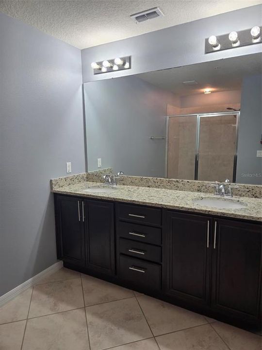 В аренду: $2,200 (3 спален, 2 ванн, 1548 Квадратных фут)