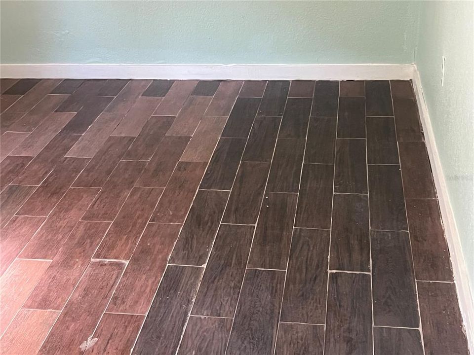 出租: $3,700 (11 贝兹, 4 浴室, 2173 平方英尺)