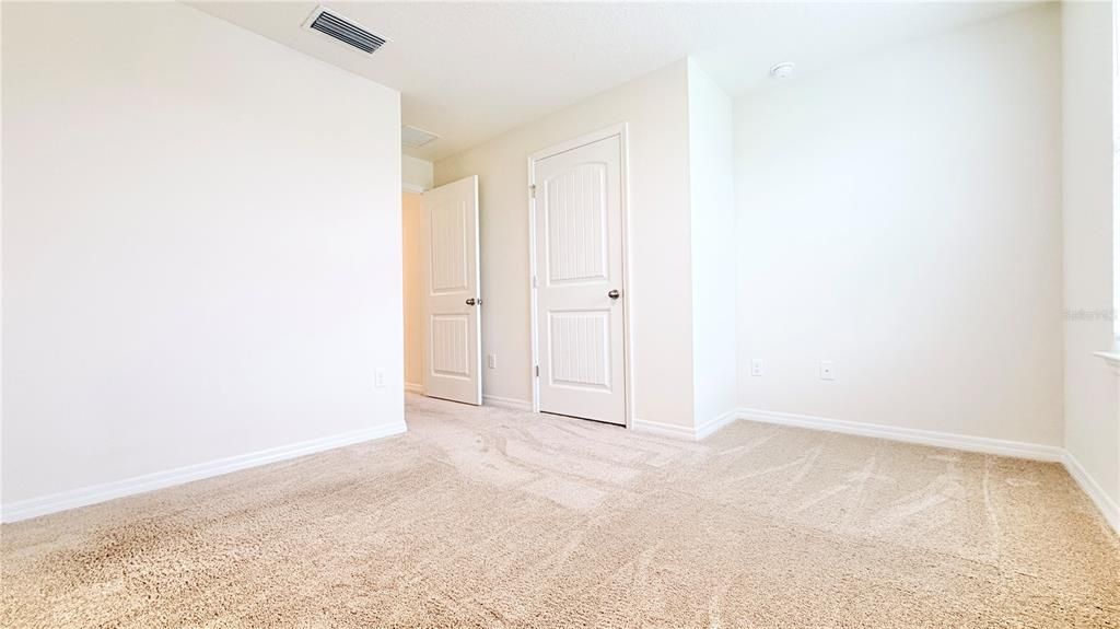 В аренду: $2,900 (3 спален, 2 ванн, 1814 Квадратных фут)