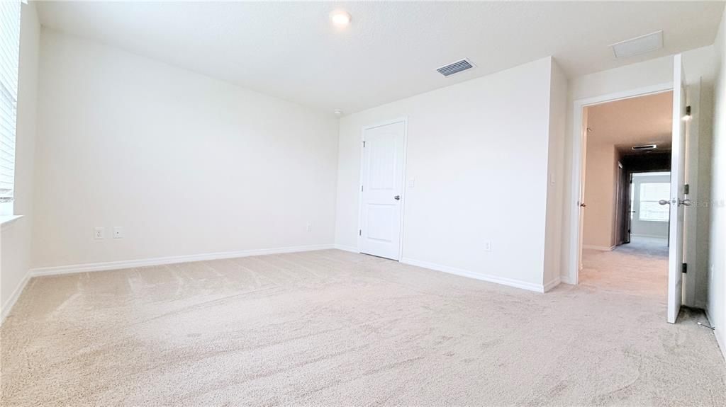 В аренду: $2,900 (3 спален, 2 ванн, 1814 Квадратных фут)