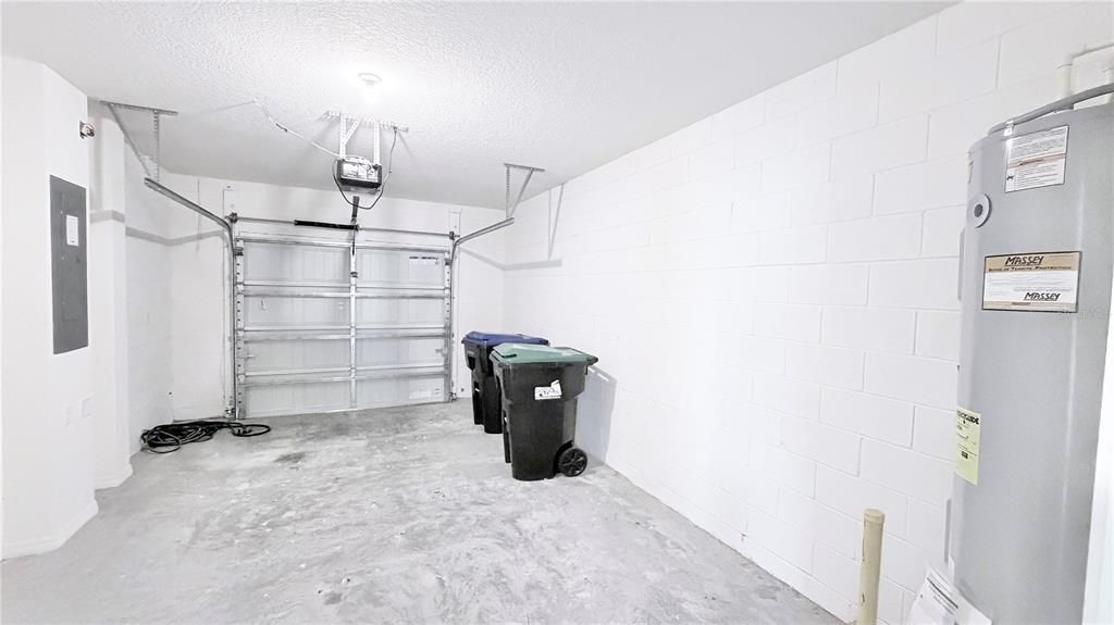 В аренду: $2,900 (3 спален, 2 ванн, 1814 Квадратных фут)