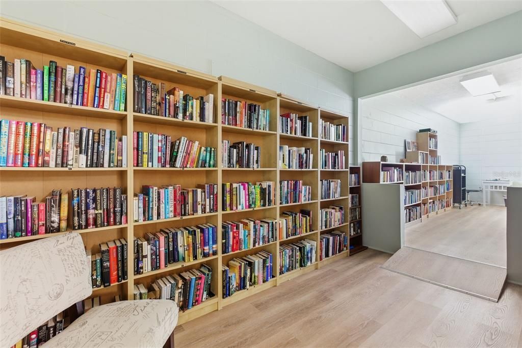 На продажу: $93,000 (1 спален, 1 ванн, 560 Квадратных фут)