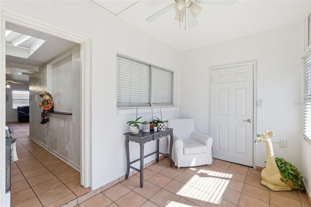 На продажу: $93,000 (1 спален, 1 ванн, 560 Квадратных фут)