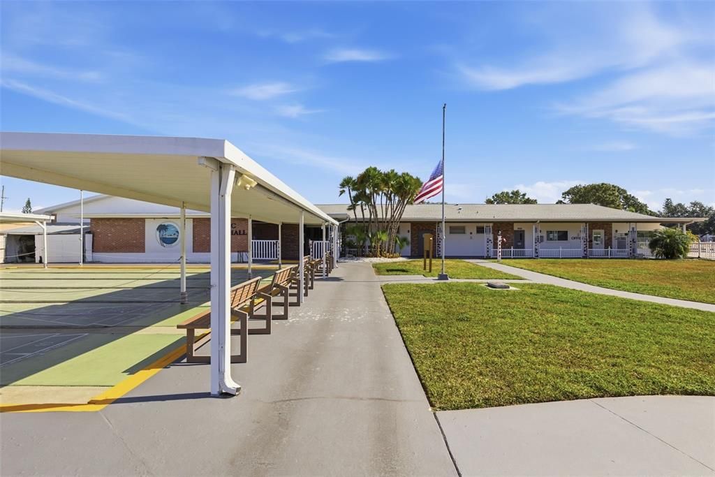 На продажу: $93,000 (1 спален, 1 ванн, 560 Квадратных фут)