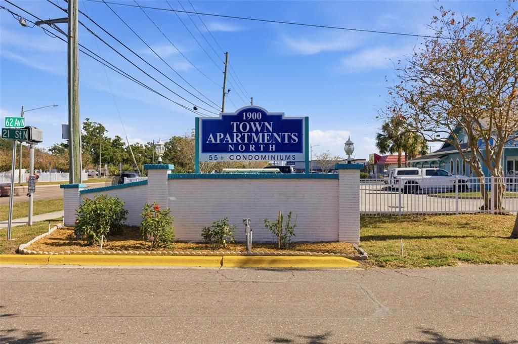 На продажу: $93,000 (1 спален, 1 ванн, 560 Квадратных фут)