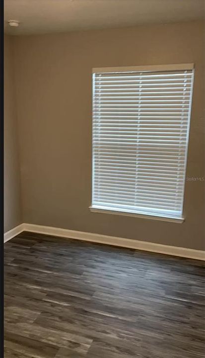 На продажу: $220,000 (3 спален, 2 ванн, 1269 Квадратных фут)