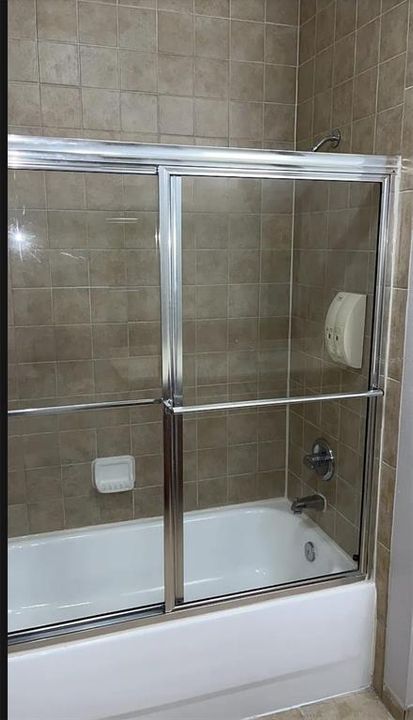 На продажу: $220,000 (3 спален, 2 ванн, 1269 Квадратных фут)