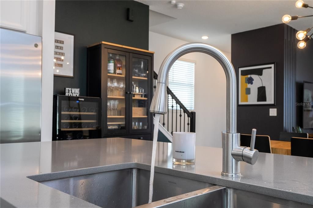 For Sale: $579,000 (4 beds, 3 baths, 2502 Square Feet)