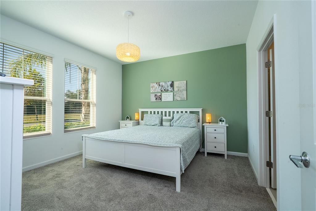 For Sale: $579,000 (4 beds, 3 baths, 2502 Square Feet)