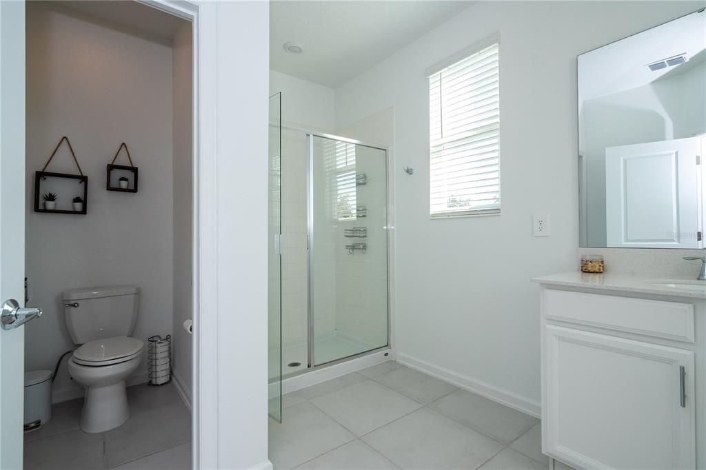 For Sale: $579,000 (4 beds, 3 baths, 2502 Square Feet)