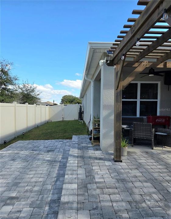 待售: $385,990 (3 贝兹, 2 浴室, 1672 平方英尺)