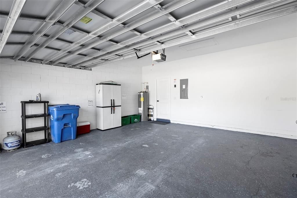 For Sale: $334,900 (3 beds, 2 baths, 1246 Square Feet)