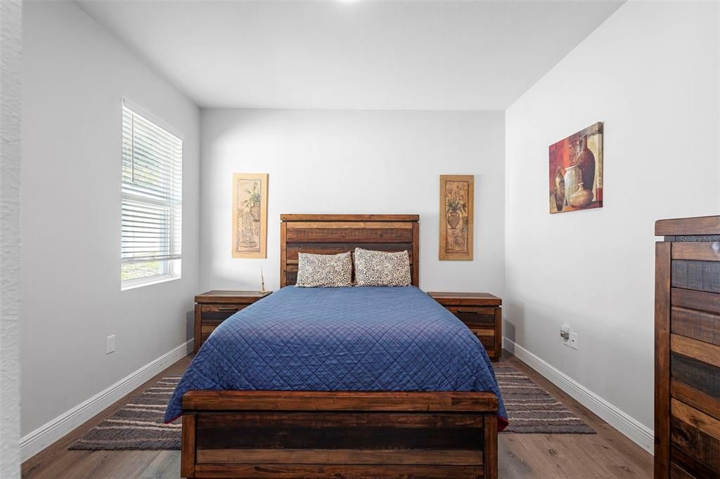 For Sale: $334,900 (3 beds, 2 baths, 1246 Square Feet)