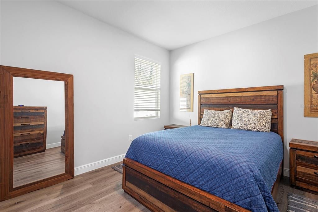 For Sale: $334,900 (3 beds, 2 baths, 1246 Square Feet)