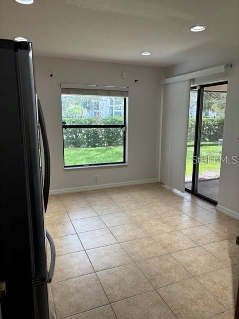 For Rent: $2,100 (3 beds, 2 baths, 1665 Square Feet)