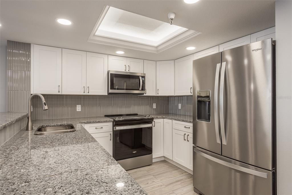 For Rent: $2,200 (2 beds, 2 baths, 1236 Square Feet)