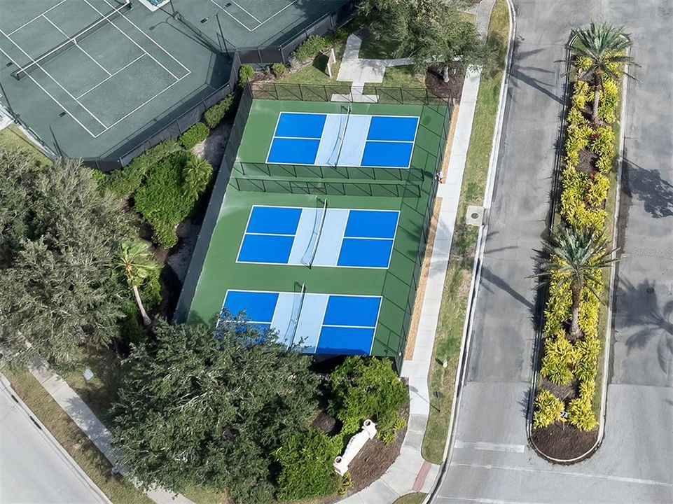 For Sale: $535,000 (2 beds, 2 baths, 1891 Square Feet)