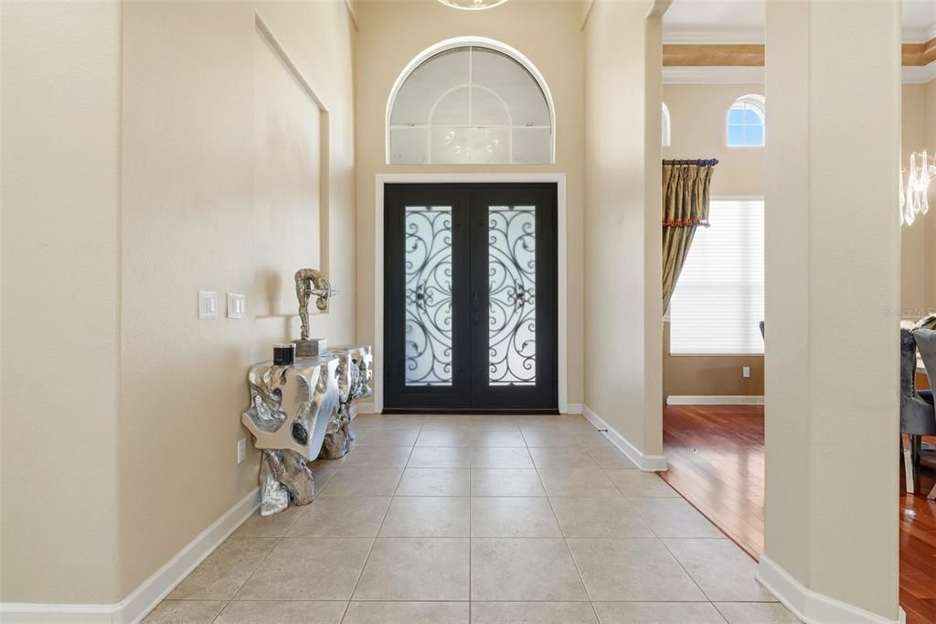 For Sale: $2,700,000 (8 beds, 5 baths, 5607 Square Feet)