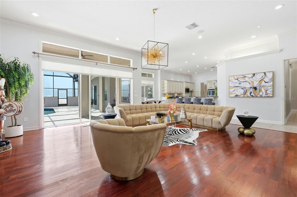 For Sale: $2,700,000 (8 beds, 5 baths, 5607 Square Feet)