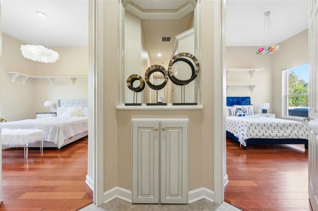 For Sale: $2,700,000 (8 beds, 5 baths, 5607 Square Feet)