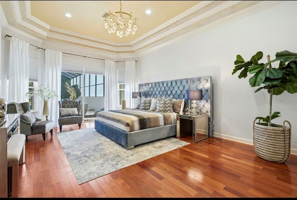 For Sale: $2,700,000 (8 beds, 5 baths, 5607 Square Feet)